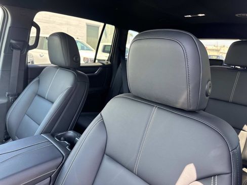 New 2025 GMC Acadia Elevation w/ Elevation Premium Package image 22