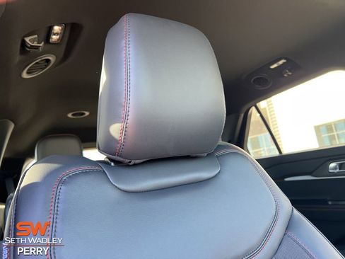 New 2026 Ford Explorer ST-Line w/ ST-Line Street Pack image 15