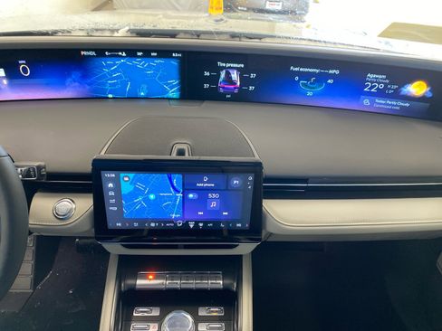 New 2026 Lincoln Nautilus Reserve image 20