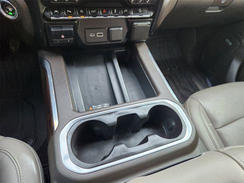 Used 2020 GMC Sierra 1500 SLT image 18