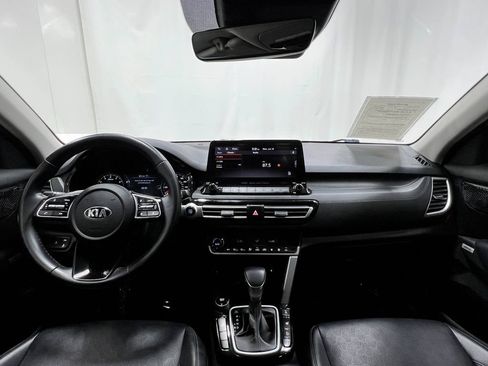 Used 2021 Kia Seltos SX w/ SX Sunroof Package AWD/4WD image 21
