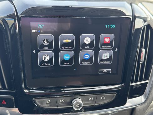 Used 2019 Chevrolet Traverse LT image 20