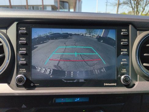 Used 2023 Toyota Tacoma TRD Off-Road image 20