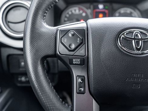 Used 2021 Toyota Tacoma TRD Sport AWD/4WD image 20