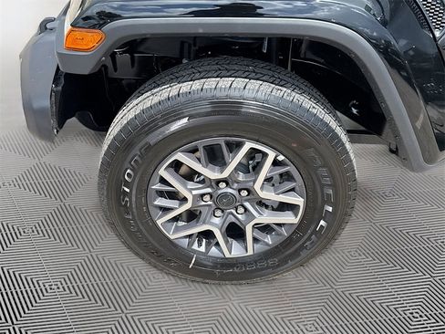 New 2025 Jeep Wrangler Sahara w/ Technology Group image 34