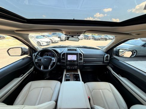 Used 2020 Ford Expedition Platinum image 25