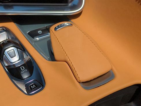 Used 2023 Chevrolet Corvette Stingray Premium Cpe w/ Z51 Performance Package image 18