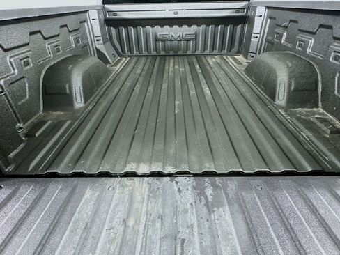 Used 2023 GMC Sierra 1500 Elevation image 34