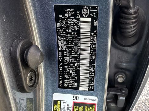 Used 2019 Toyota Corolla LE FWD image 37