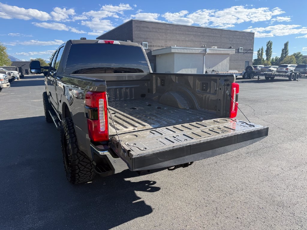 Used 2026 Ford F250 Lariat AWD/4WD image 13