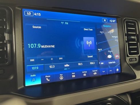 Used 2022 Ford Bronco Wildtrak image 11