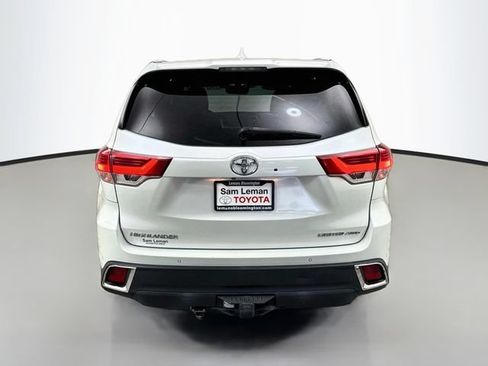 Used 2018 Toyota Highlander Limited Platinum AWD/4WD image 6
