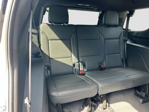 Used 2024 Chevrolet Tahoe LT RWD image 27
