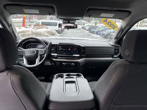 Used 2024 GMC Sierra 3500 SLE w/ SLE Convenience Package image 23