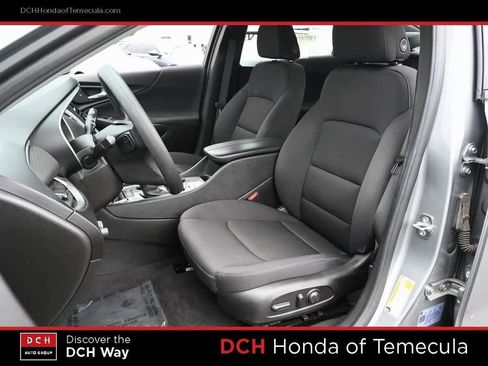 Used 2023 Chevrolet Malibu LT image 18