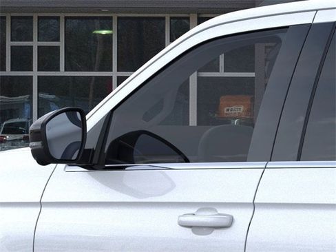 New 2025 Ford Expedition Platinum w/ Driver's Package image 20