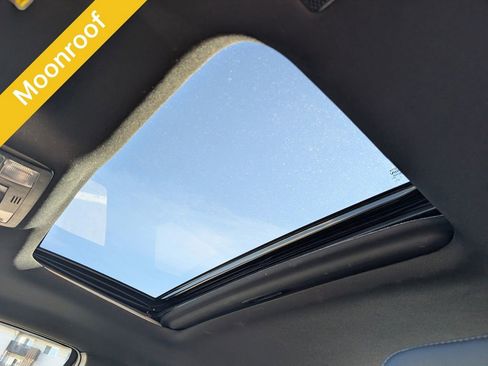 Used 2022 Toyota Tacoma TRD Off-Road w/ TRD Premium Off Road Package image 13