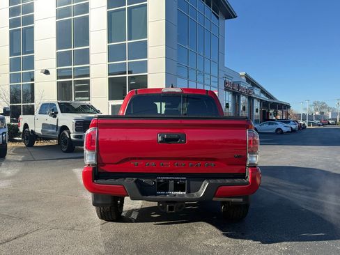Used 2023 Toyota Tacoma TRD Sport image 8