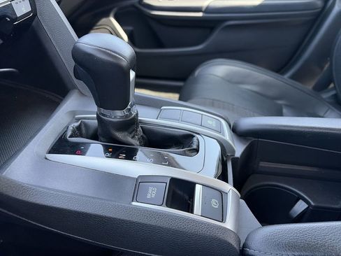 Used 2019 Honda Civic EX-L image 21