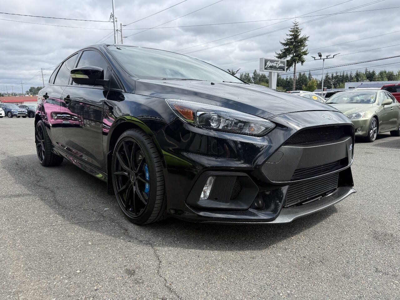 Used 2017 Ford Focus RS AWD/4WD image 6
