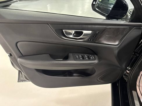 Used 2024 Volvo S60 B5 Plus AWD/4WD image 9