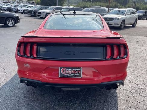 Used 2022 Ford Mustang GT Premium w/ Black Accent Package RWD image 3