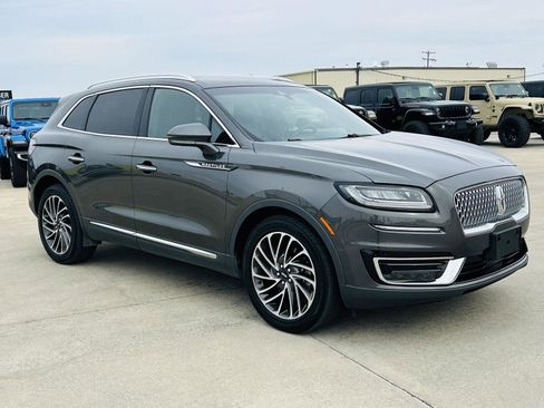 Used 2019 Lincoln Nautilus Reserve w/ Driver Assistance Package image 2