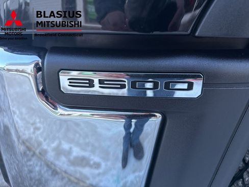 Used 2024 GMC Sierra 3500 SLE w/ SLE Value Package image 55