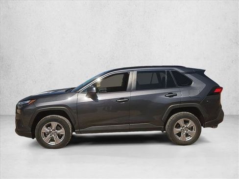 Used 2025 Toyota RAV4 XLE FWD image 9