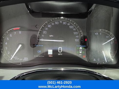 Used 2017 Cadillac XT5 Luxury w/ Driver Awareness Package FWD image 32