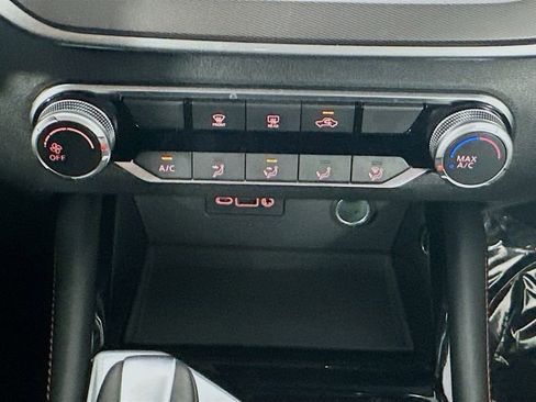 Certified 2023 Nissan Altima 2.5 SR FWD image 16