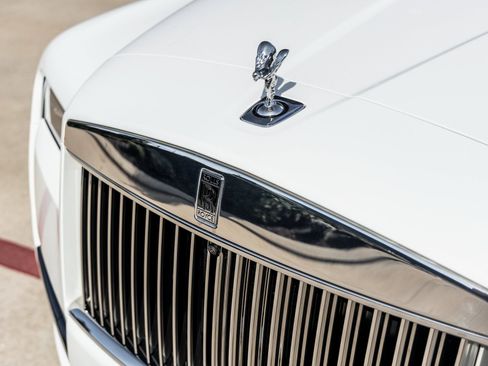 New 2026 Rolls-Royce Cullinan image 20