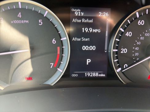Used 2021 Lexus RX 350 FWD w/ Accessory Package image 18