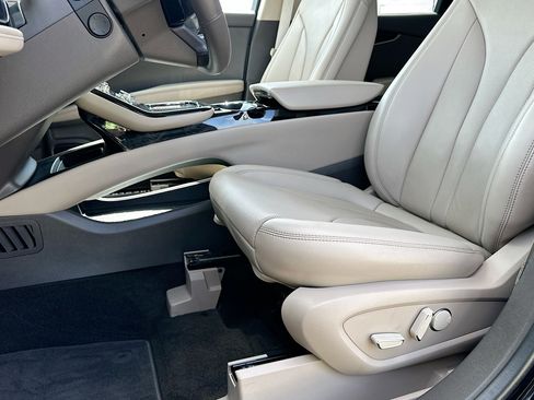 Used 2022 Lincoln Nautilus Reserve w/ Equipment Group 201A FWD image 19