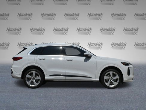 Used 2025 Audi Q5 Premium Plus image 10