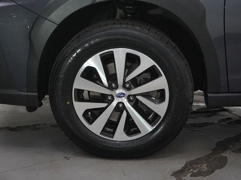 Used 2024 Subaru Outback Premium AWD/4WD image 28