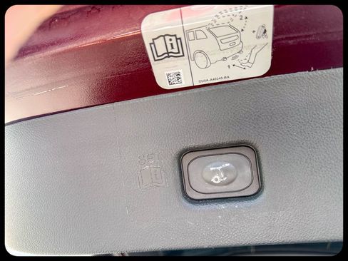 Used 2019 Lincoln Nautilus Reserve image 14