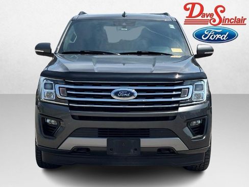 Used 2020 Ford Expedition XLT w/ Equipment Group 202A AWD/4WD image 2