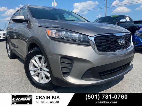 Used 2019 Kia Sorento FWD V6 w/ LX V6 Convenience Package image 1
