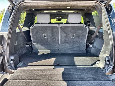 Used 2023 Rivian R1S Launch Edition AWD/4WD image 16