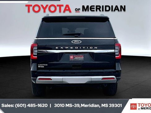Used 2024 Ford Expedition Limited AWD/4WD image 4