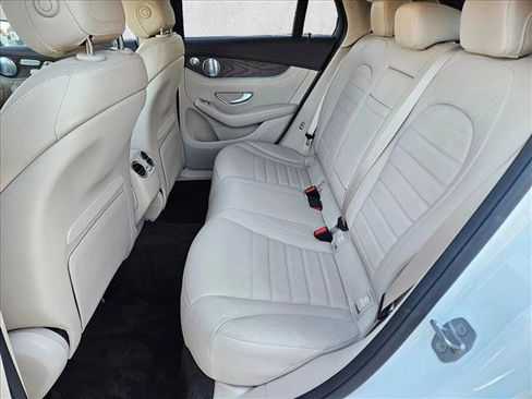 Used 2018 Mercedes-Benz GLC 300 4MATIC Coupe image 19