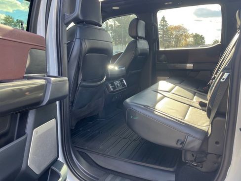 Used 2023 Ford F150 Lariat w/ Equipment Group 502A High image 10