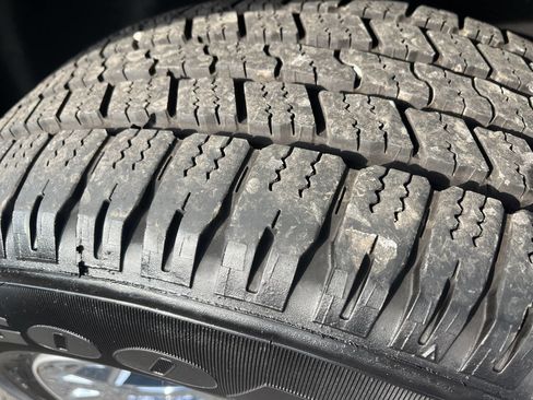 Used 2017 RAM 1500 Laramie w/ Convenience Group image 16