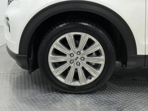 Used 2020 Ford Explorer Limited w/ Class III Trailer Tow Package AWD/4WD image 37