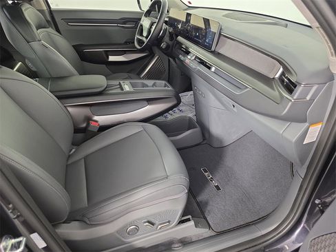 Used 2026 Kia EV9 Light image 43