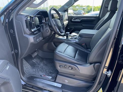 Used 2024 Chevrolet Silverado 1500 LTZ image 5