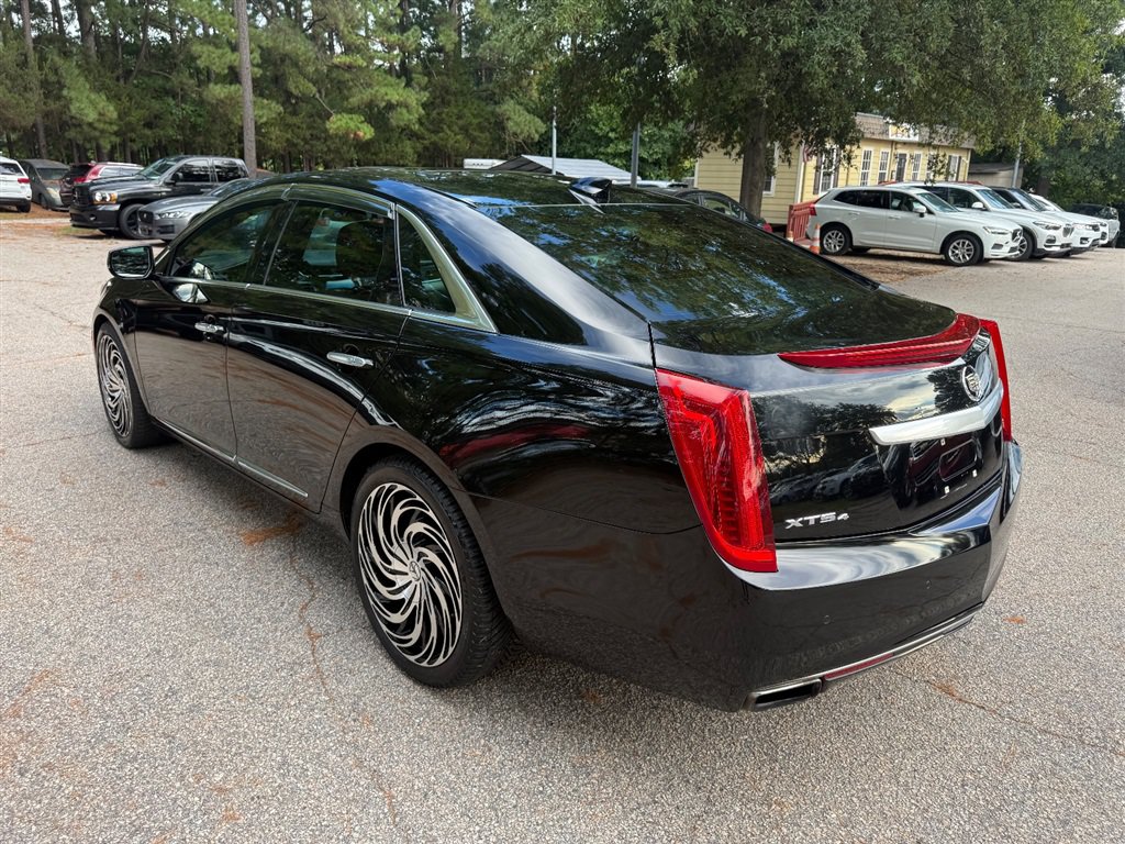 Used 2015 Cadillac XTS Platinum AWD/4WD image 8