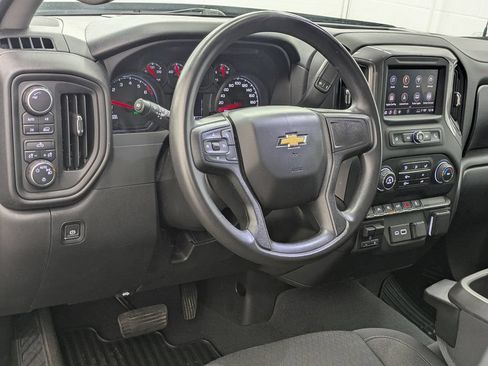 Used 2023 Chevrolet Silverado 1500 Custom AWD/4WD image 6