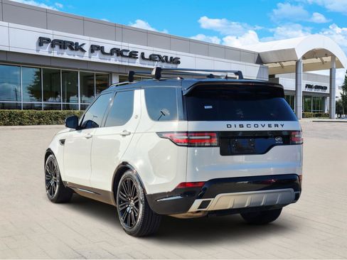 Used 2019 Land Rover Discovery HSE image 4